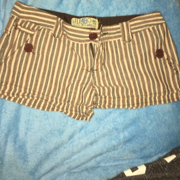 Billabong shorts