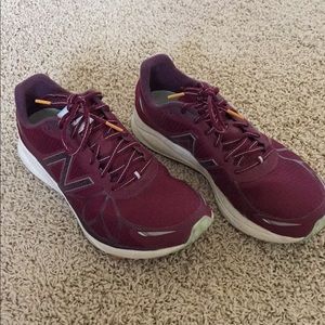 New Balance- Vazee