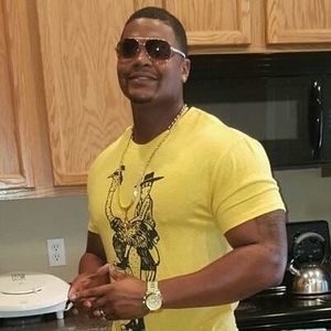 Meet your Posher, Dion