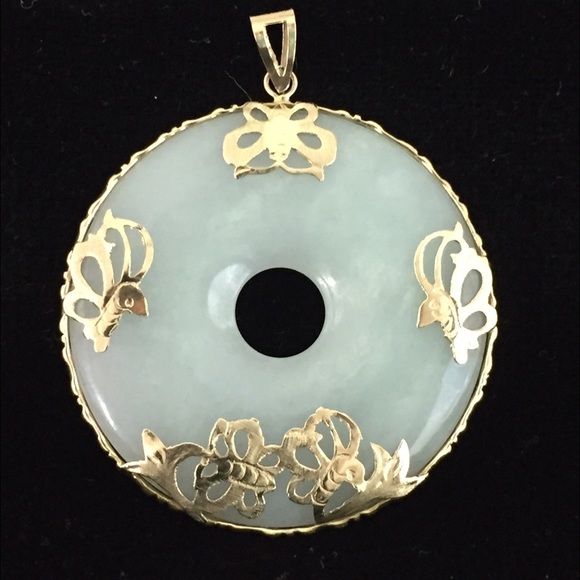 ⛔️SOLD {Etsy}⛔️  14k Large Jade Butterfly Pendant