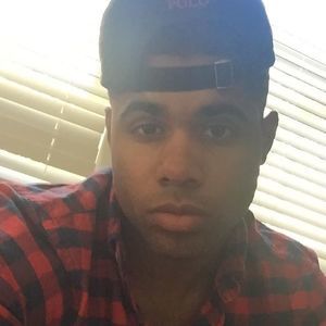 Meet your Posher, Javier