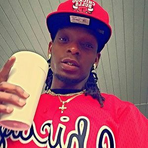 Meet your Posher, Dee