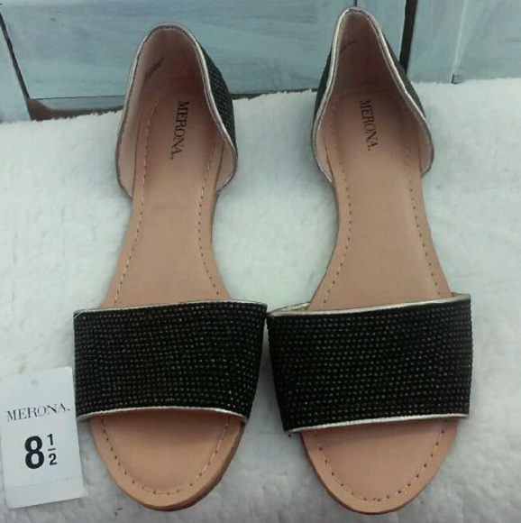 NWT!! SPARKING BLACK FLATS! - Picture 2 of 3