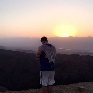 Meet your Posher, Avi