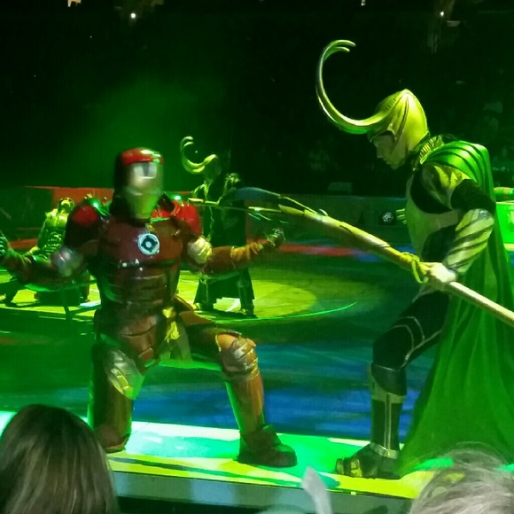 Meet your Posher, Shaq