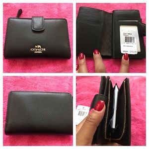 Blk Coach Wallet NWT