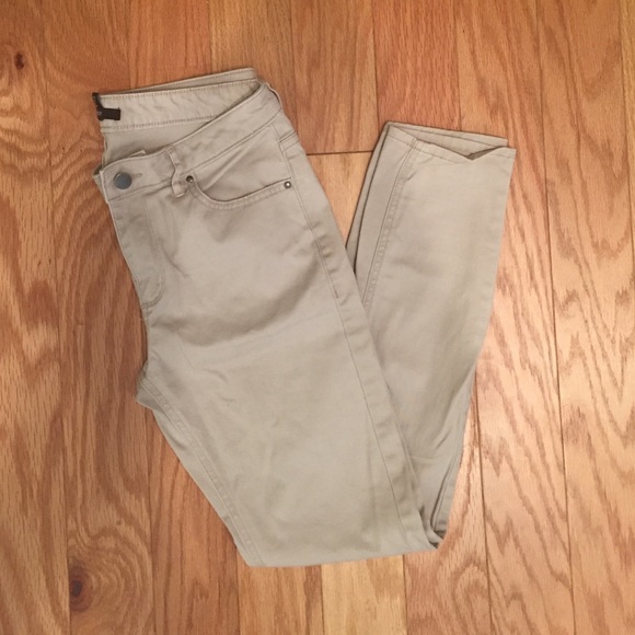 Forever21 Khaki Skinny Jeans