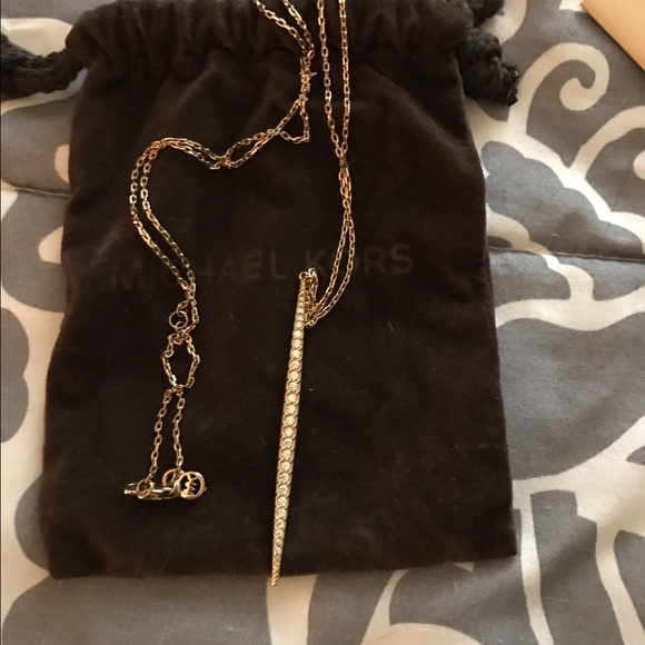 Michael KORS necklace