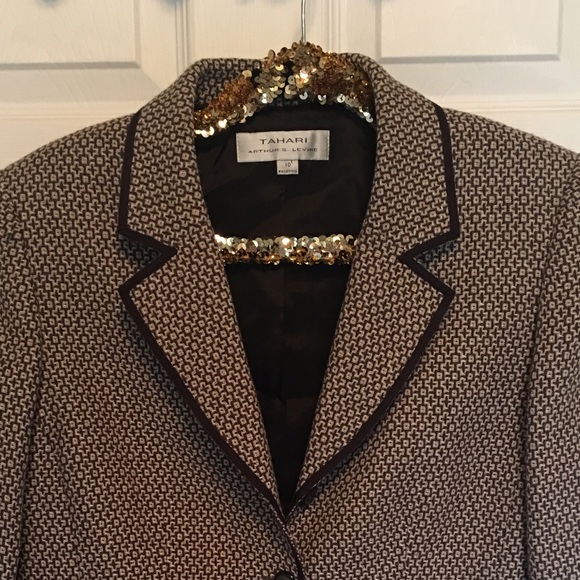 Tahari Blazer - Picture 2 of 2
