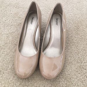 Nude color wedges