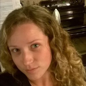 Meet your Posher, Tenisha