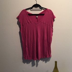 FREE PEOPLE • COMFY TSHIRT • SIZE S