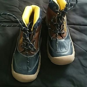 BOYS BOOTS