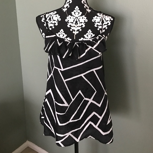 Large Black and White Halter Top - Picture 2 of 4