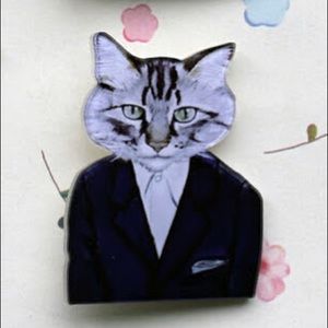 Japanese Harajuku Cat Pin Brooch