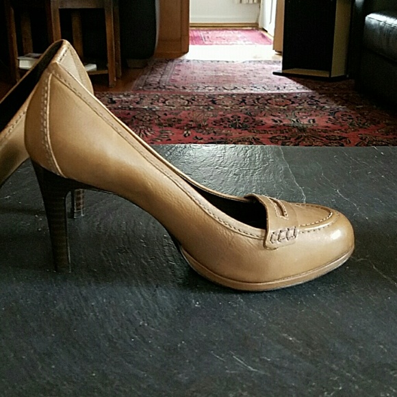 Tan zara heels - Picture 2 of 3