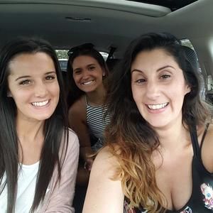 Meet your Posher, Stefanie