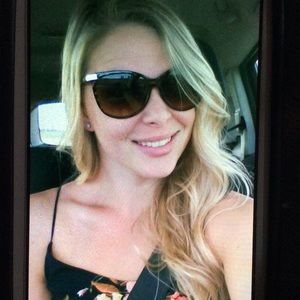 Meet your Posher, Riley