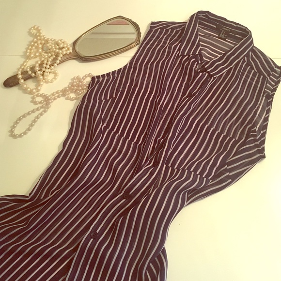 Sleeveless shear blouse, navy/white striped
