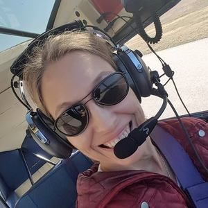 Meet your Posher, Desiree