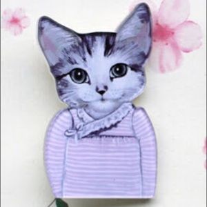 Japanese Harajuku Cat Pin Brooch