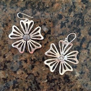 Lucky Brand silver flower earrings