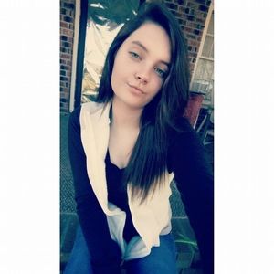 Meet your Posher, Brianna