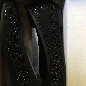 Vionic - Willow flats size 9