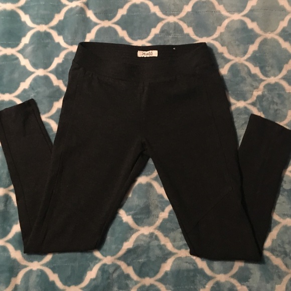 🎀MUDD girls dark grey leggings Sz 12🎀