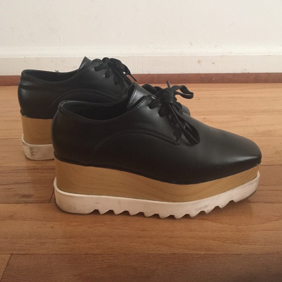 Platform sneakers