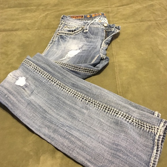 Jeans - Picture 2 of 3