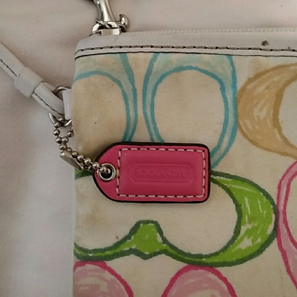 NWOT Coach wristlet - Picture 2 of 4
