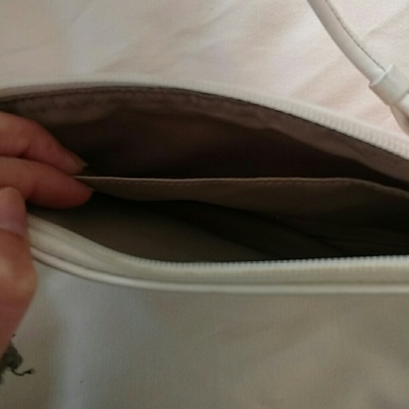 NWOT Coach wristlet - Picture 3 of 4