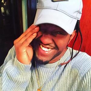 Meet your Posher, Derrell