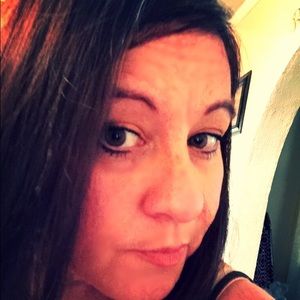 Meet your Posher, Eva