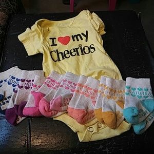 Old Navy Infant Girls Days of the Week Socks