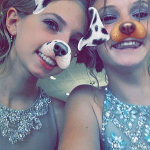 Meet your Posher, Caitlyn