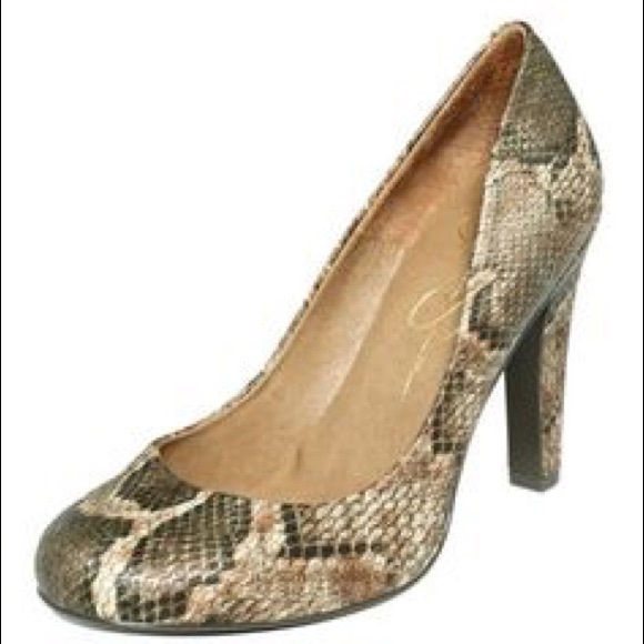 🌺!CLEARANCE!🌺Jessica Simpson • Snakeskin Pumps