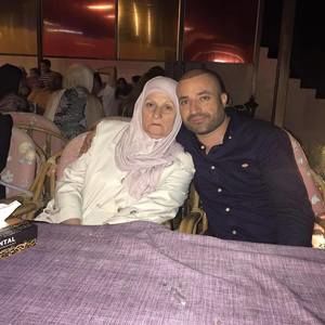 Meet your Posher, Ziad