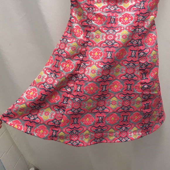 Multicolored brocade A-line keyhole back dress. - Picture 4 of 4