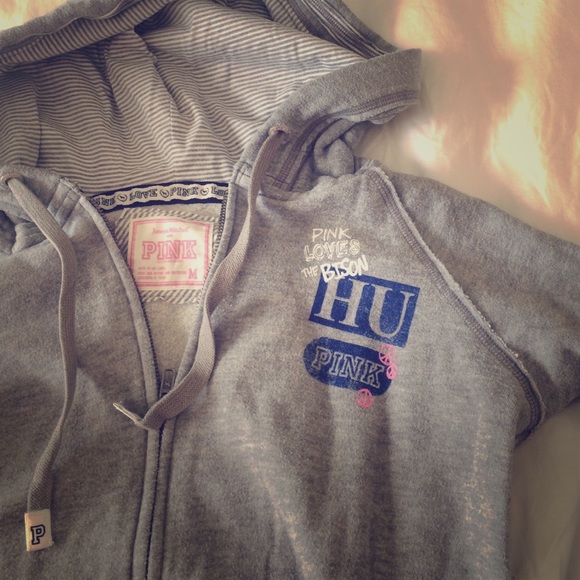 PINK Victoria's Secret Tops - ⚡️FLASH SALE⚡️Victoria's secret pink zip up