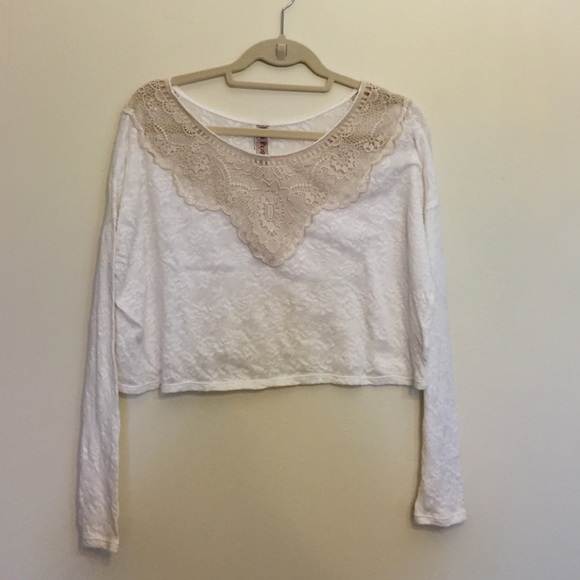FREE PEOPLE long sleeve crop top!! Never worn!