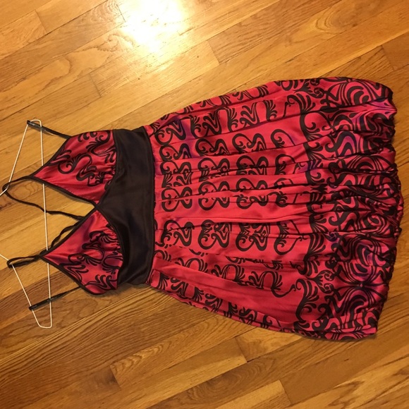 Bebe Silk Mini dress Size Small - Picture 3 of 3