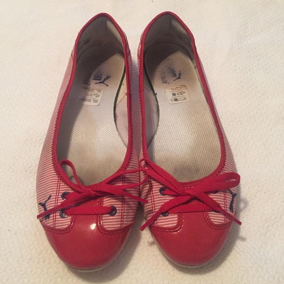Red Puma Flats