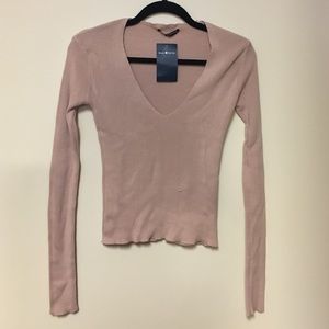 V-Neck Knit Sweater 🌸