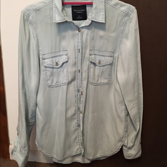 🔹Soft Denim Button Up 🔹