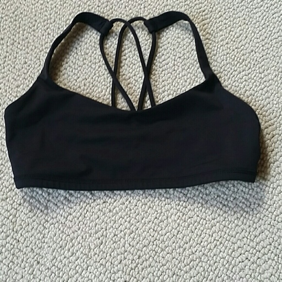 Lululemon Free to Be Bra in Black