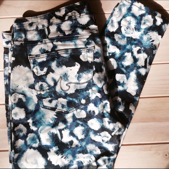 AG The Absolute Legging Extreme Skinny Jean