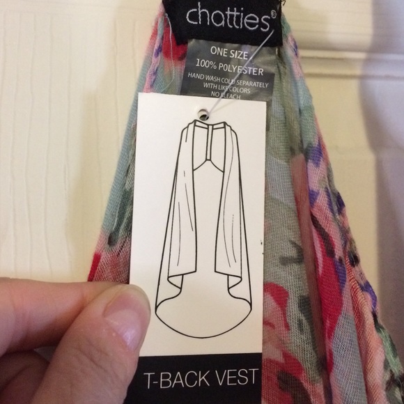A pretty T back vest lightweight cover up. 💕