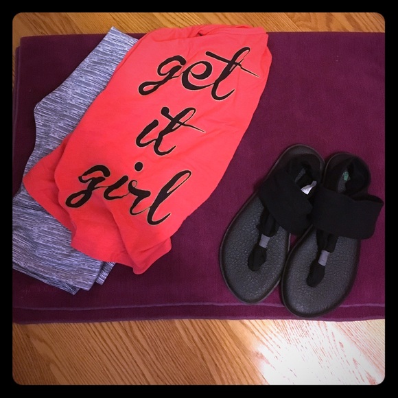 Sanuk yoga sling 2
